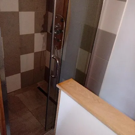 Chante Perdrix 펜션 Saint-Félix-de-Lunel